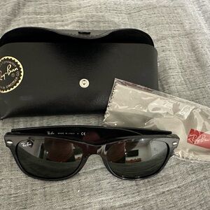 Ray-Ban New Wayfarers